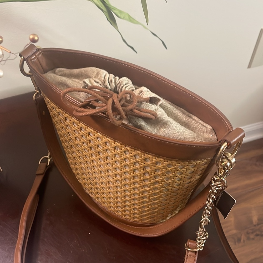 INC International Concepts Natural Crossbody Purse - Picture 3 of 9